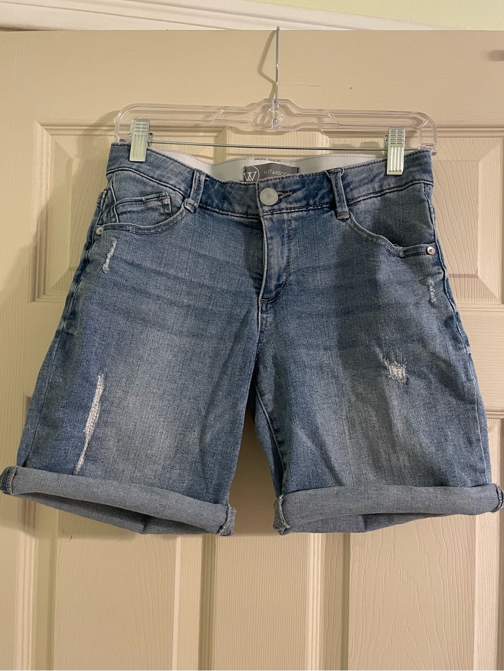 Wit & Wisdom Light Blue Denim Bermuda Shorts with Rolled Hem